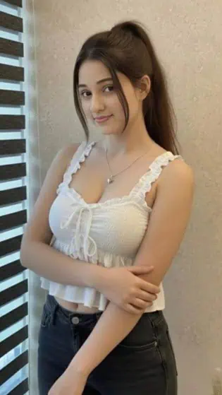 Yamini Escort